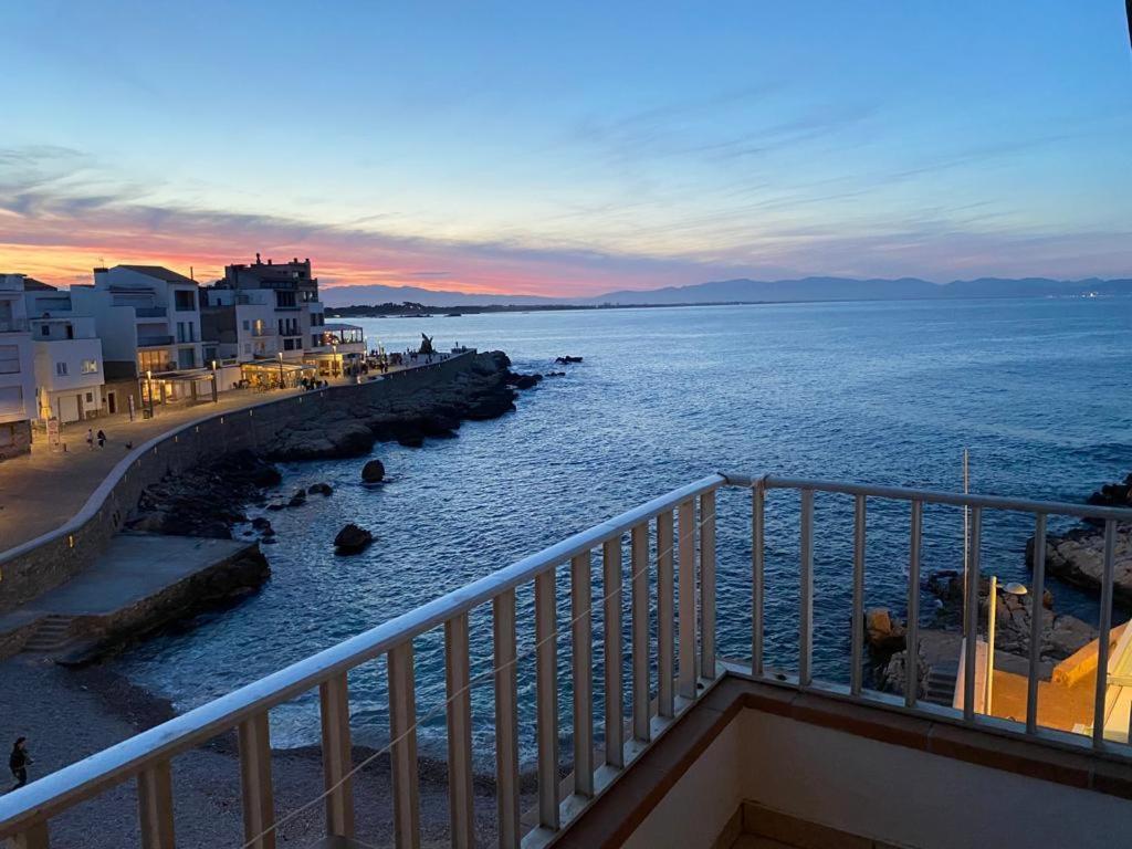 Port De'N Perris Apartment L' Escala Luaran gambar
