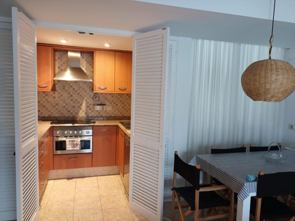 Port De'N Perris Apartment L' Escala Luaran gambar